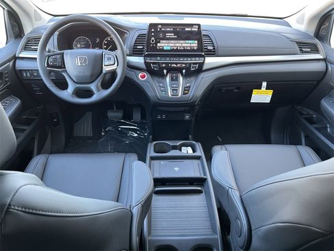 New 2026 Honda Odyssey EX-L image 13