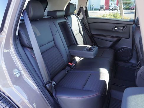 Certified 2025 Nissan Rogue SV w/ Rock Creek Premium Package image 9