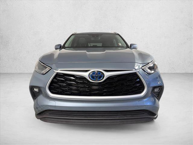 Used 2022 Toyota Highlander XLE FWD image 9