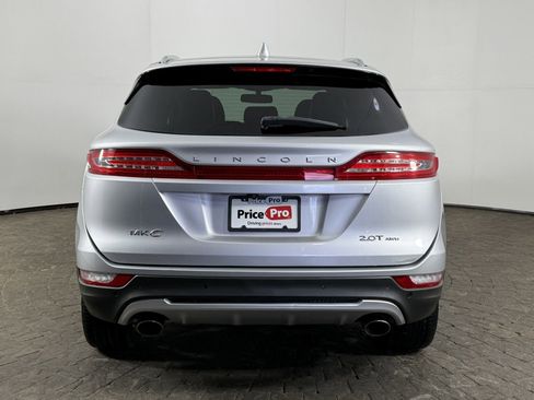 Used 2018 Lincoln MKC Select w/ Select Plus Package AWD/4WD image 6