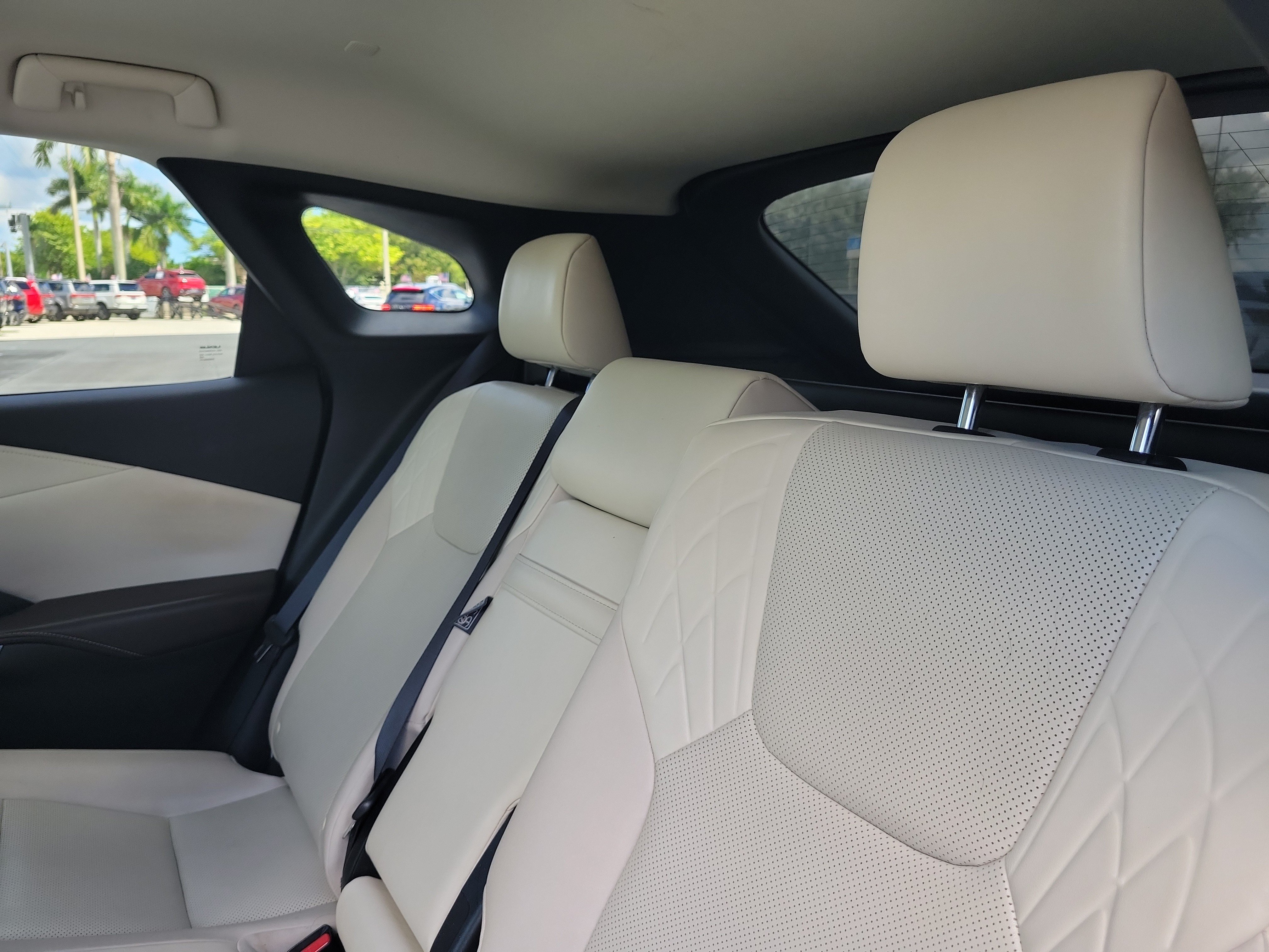 Used 2024 Lexus RX 350 FWD w/ Technology Package image 14