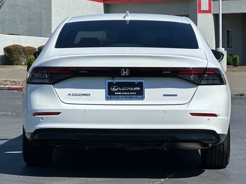 Used 2023 Honda Accord EX-L image 8