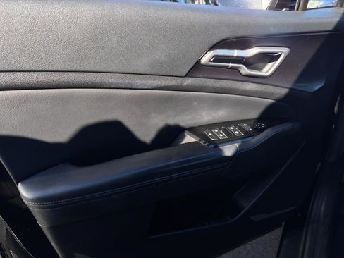 Used 2023 Kia Sportage EX image 13