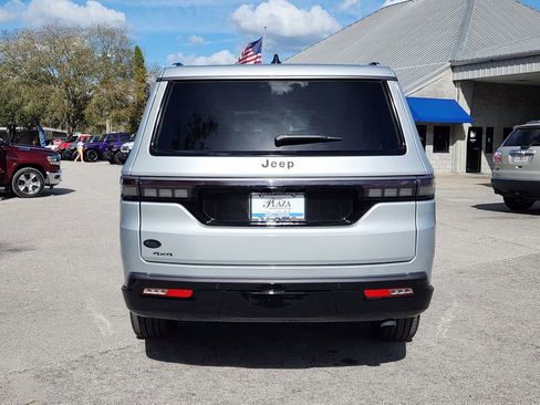 New 2026 Jeep Grand Wagoneer L Limited image 5