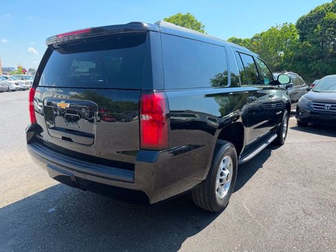 Used 2019 Chevrolet Suburban 3500 LT AWD/4WD image 9