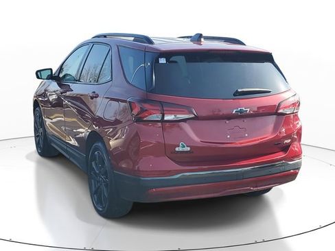 Certified 2023 Chevrolet Equinox RS image 3
