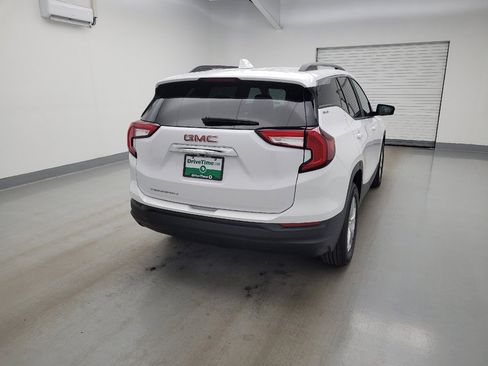 Used 2023 GMC Terrain SLE w/ Driver Convenience Package FWD image 7