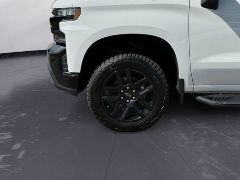 Used 2021 Chevrolet Silverado 1500 LT Trail Boss w/ Convenience Package II AWD/4WD image 9