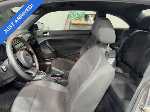 Used 2014 Volkswagen Beetle 2.5 image 5