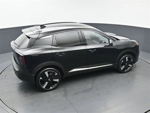 Used 2025 Nissan Kicks SR image 42