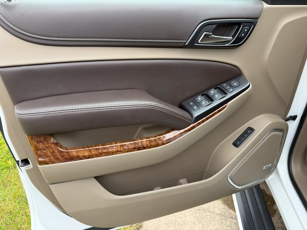 Used 2019 Chevrolet Tahoe Premier AWD/4WD image 8