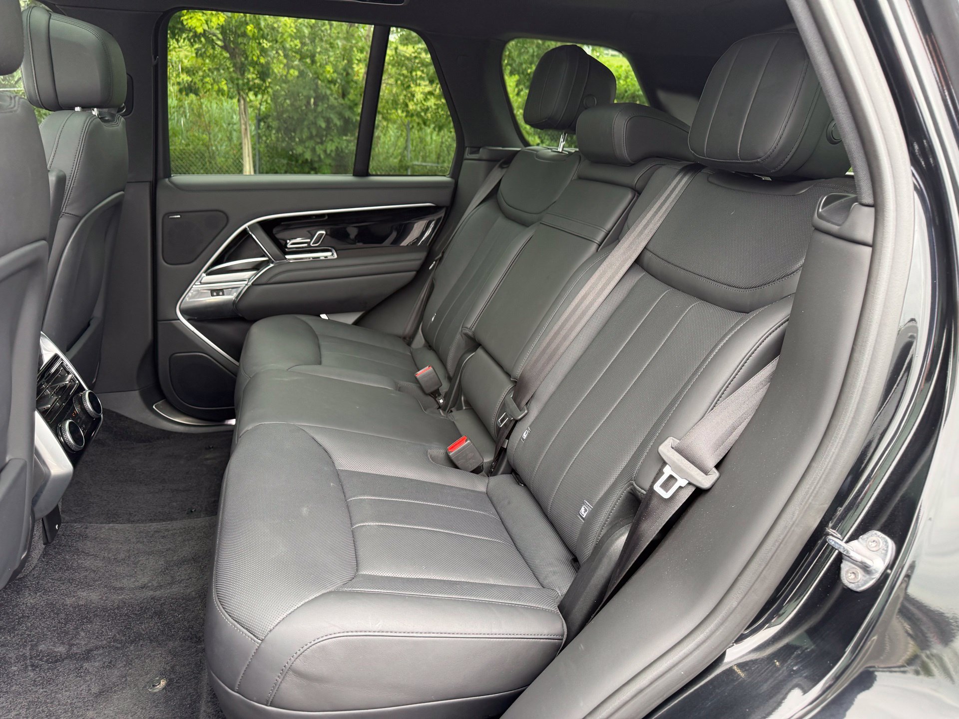 Used 2023 Land Rover Range Rover SE AWD/4WD image 21