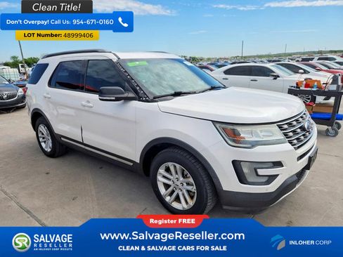 Used 2016 Ford Explorer XLT w/ Equipment Group 202A FWD image 5