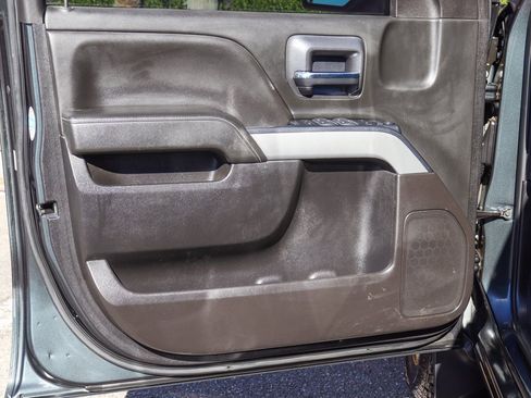 Used 2019 Chevrolet Silverado 1500 LT w/ All Star Edition image 15