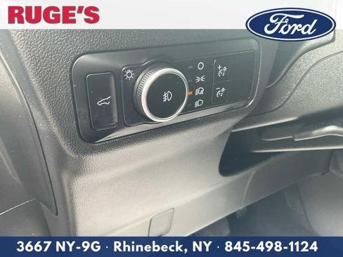 Certified 2025 Ford Escape ST-Line Select AWD/4WD image 18