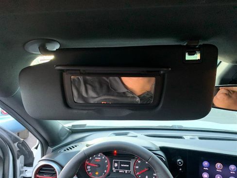 Used 2024 Chevrolet Trax RS w/ Driver Confidence Package image 22