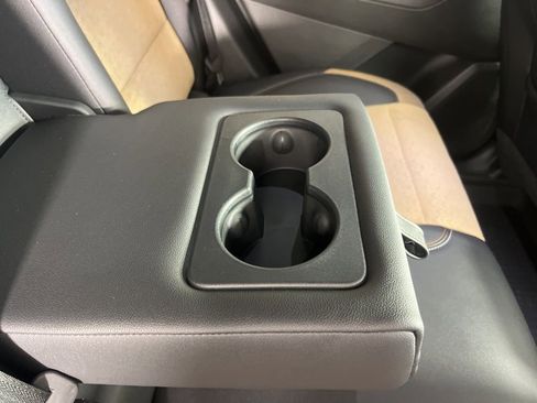 New 2026 Chevrolet Equinox ACTIV w/ Convenience Package III image 19