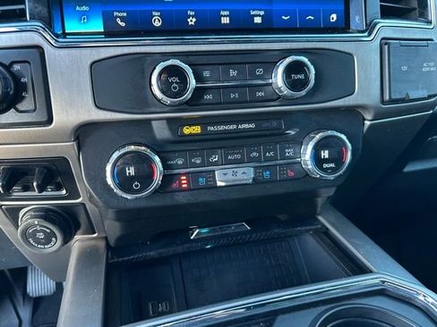 Used 2022 Ford F250 Platinum image 24
