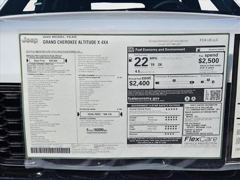 New 2025 Jeep Grand Cherokee Altitude image 17