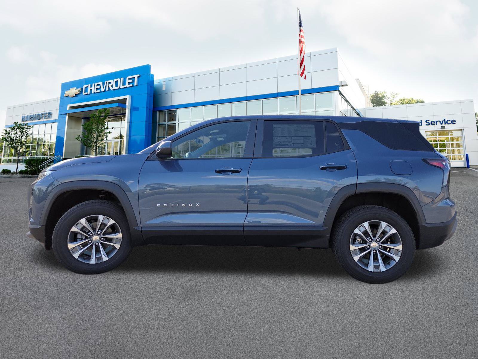 New 2027 Chevrolet Equinox LT w/ Convenience Package II FWD image 18