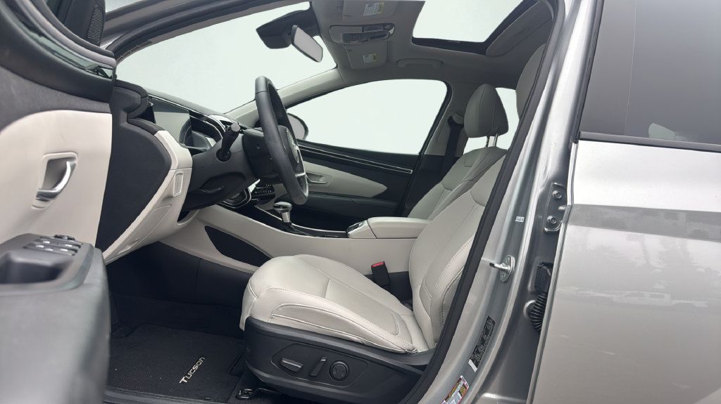 Used 2024 Hyundai Tucson SEL w/ Convenience Package AWD/4WD image 16