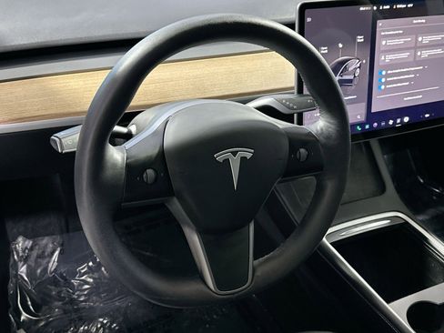 Used 2022 Tesla Model 3 Long Range image 17