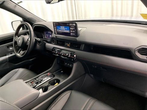 New 2026 Honda Pilot TrailSport image 10