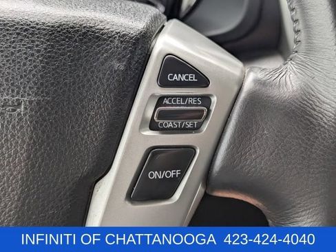 Used 2018 Nissan Titan SL AWD/4WD image 25