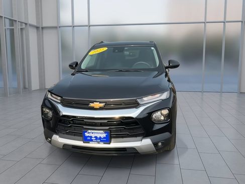 Used 2023 Chevrolet TrailBlazer LT FWD image 3