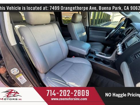 Used 2016 Toyota Sequoia SR5 w/ Premium Package image 21