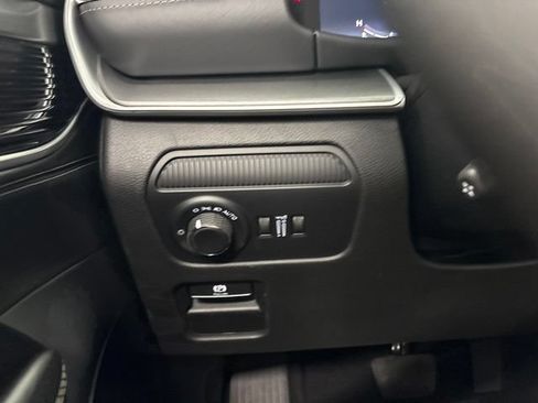 New 2026 Jeep Grand Wagoneer Limited AWD/4WD image 34