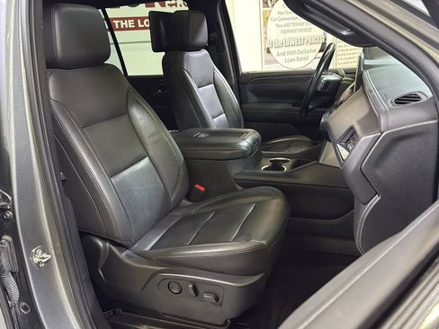 Used 2021 Chevrolet Tahoe LT w/ Rear Media and Nav Package RWD image 15