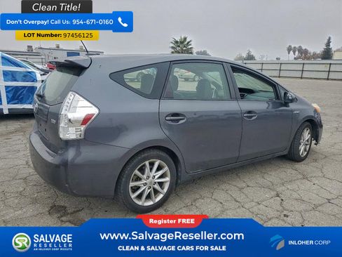 Used 2012 Toyota Prius V image 4