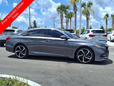 Used 2018 Honda Accord Sport image 8