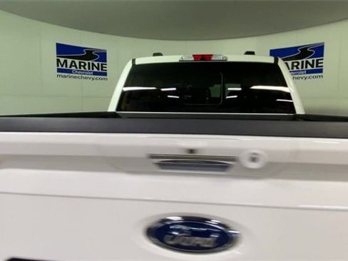 Used 2022 Ford F150 Lariat w/ Equipment Group 502A High image 9