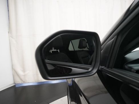 Used 2023 Ford Explorer XLT w/ Equipment Group 202A AWD/4WD image 26