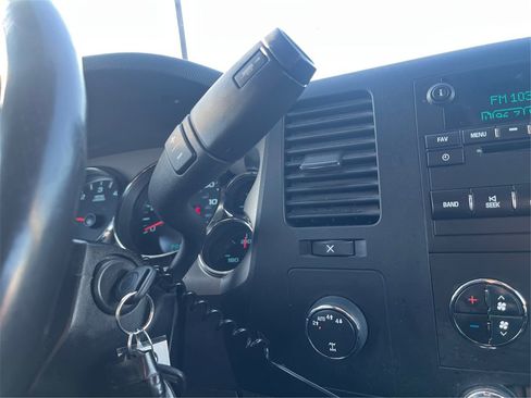 Used 2013 Chevrolet Silverado 1500 LT image 41