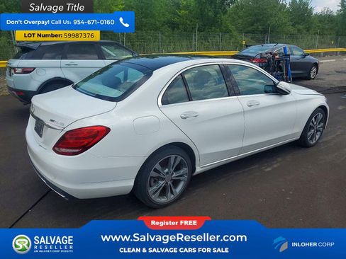 Used 2015 Mercedes-Benz C 300 4MATIC Sedan image 4