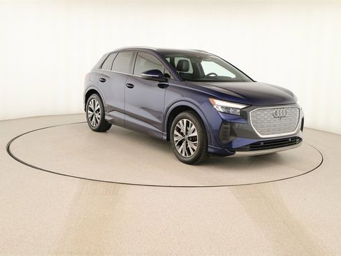 Used 2023 Audi Q4 e-tron Premium Plus w/ Premium Plus image 10