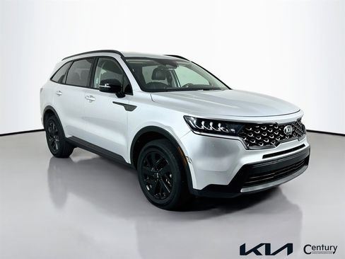 Certified 2021 Kia Sorento S AWD/4WD image 3