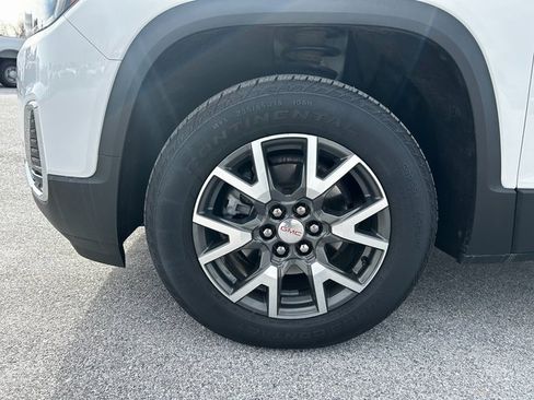 Used 2021 GMC Acadia SLE image 11