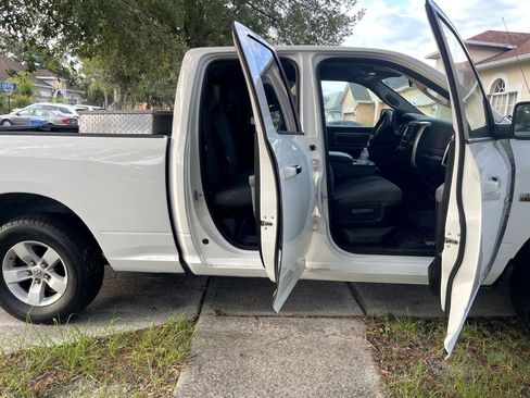 Used 2018 RAM 1500 Classic SLT image 20