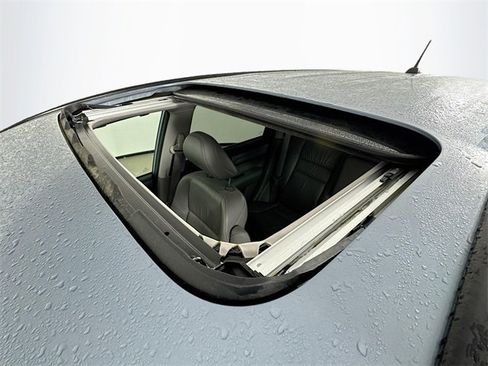 Used 2011 Honda CR-V EX-L image 14