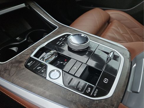Used 2024 BMW X5 xDrive50e w/ Executive Package AWD/4WD image 20