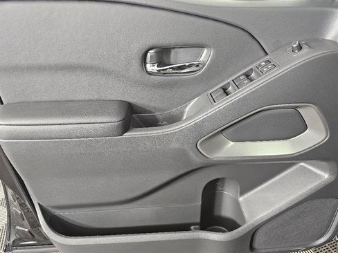 New 2026 Nissan Frontier SV image 36