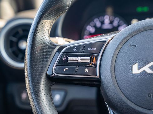 Used 2024 Kia Forte GT-Line image 28