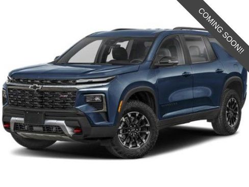 Used 2025 Chevrolet Traverse Z71 image 1