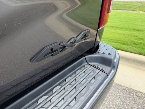 New 2026 RAM 2500 Big Horn AWD/4WD image 10