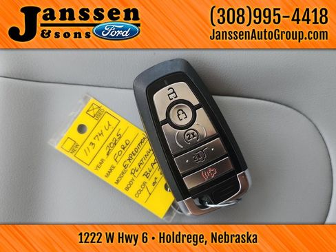 Used 2025 Ford Expedition Platinum w/ Driver's Package AWD/4WD image 39
