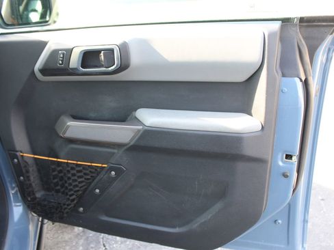 Used 2023 Ford Bronco Badlands image 12